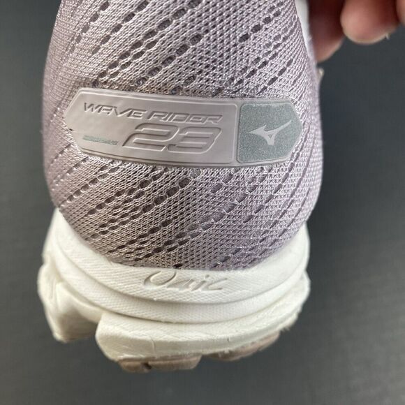 Mizuno Wave Rider 23 Women's Size 8.5 Running Shoes both are for the right foot - Picture 11 of 16